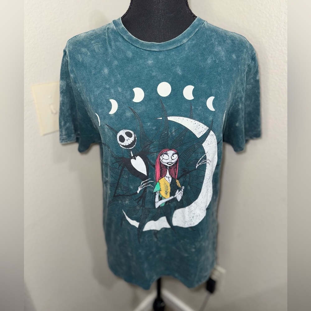 Disney Green Nightmare‎ Before Christmas T-Shirt- Size Small